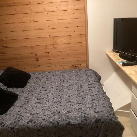 Exigehome-Grand Studio En Plein Centre De Saint Germain En Laye Exteriér fotografie