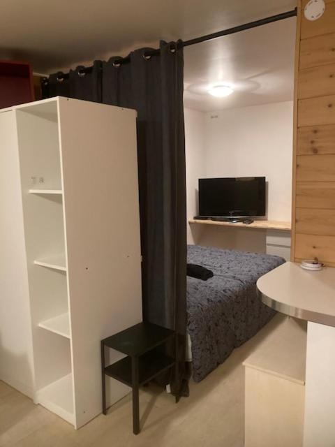 Exigehome-Grand Studio En Plein Centre De Saint Germain En Laye Exteriér fotografie